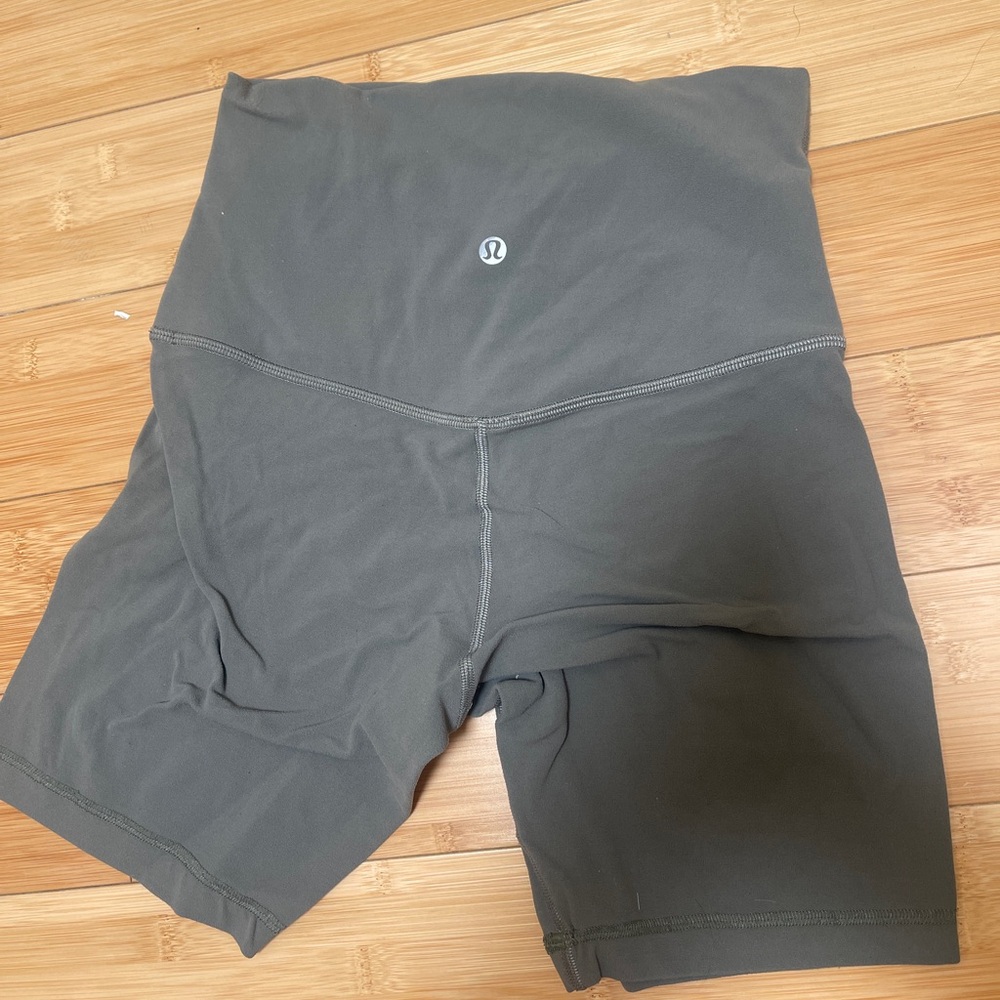 Lululemon align shorts 6”
